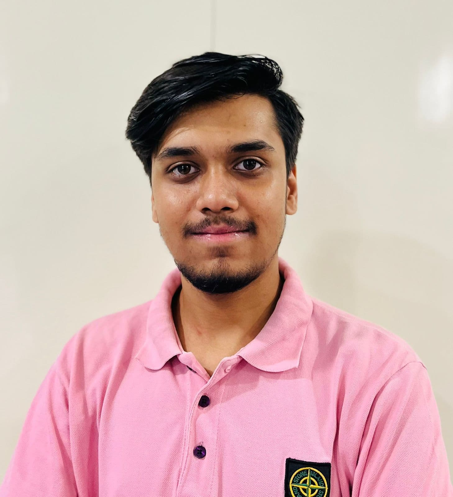 Vishesh Savla - Physics Researcher at VDRO